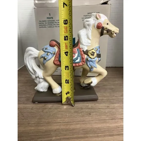 PartyLite P0376 Palomino Saddled CAROUSEL‎ HORSE Taper CANDLE HOLDER 6½" Tall - Picture 4 of 4